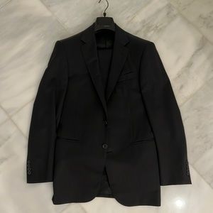 Dark grey perfect Ralph Lauren men’s suit